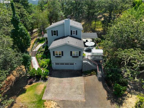 A home in Roseburg