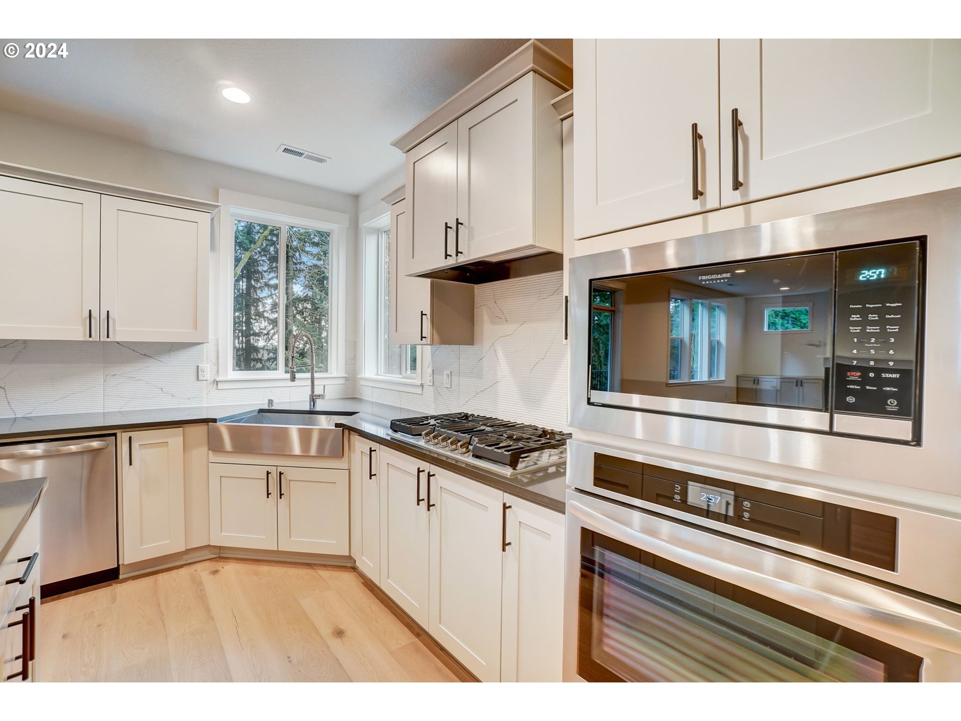 5508 N 94TH AVE LT214