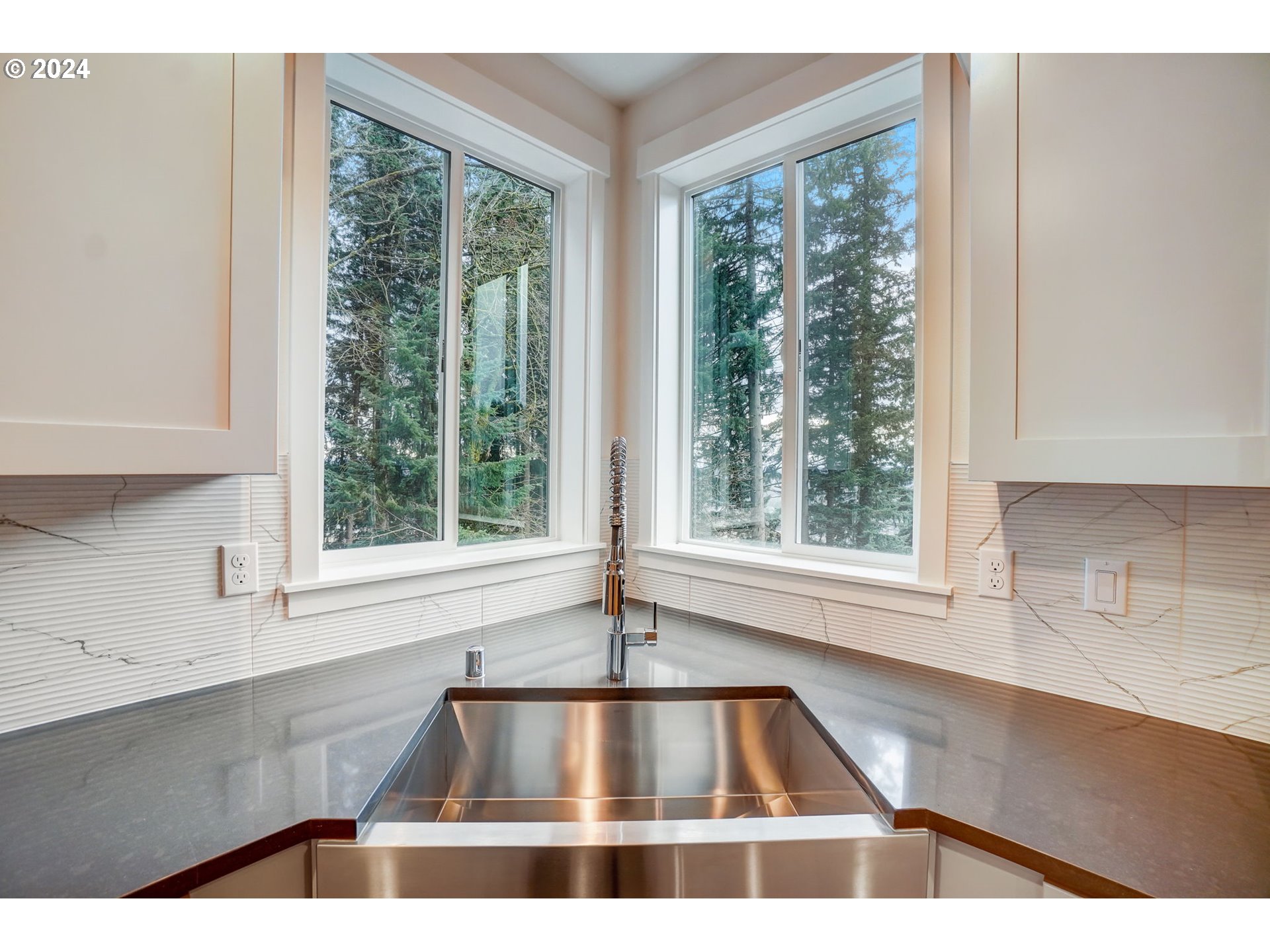 5508 N 94TH AVE LT214