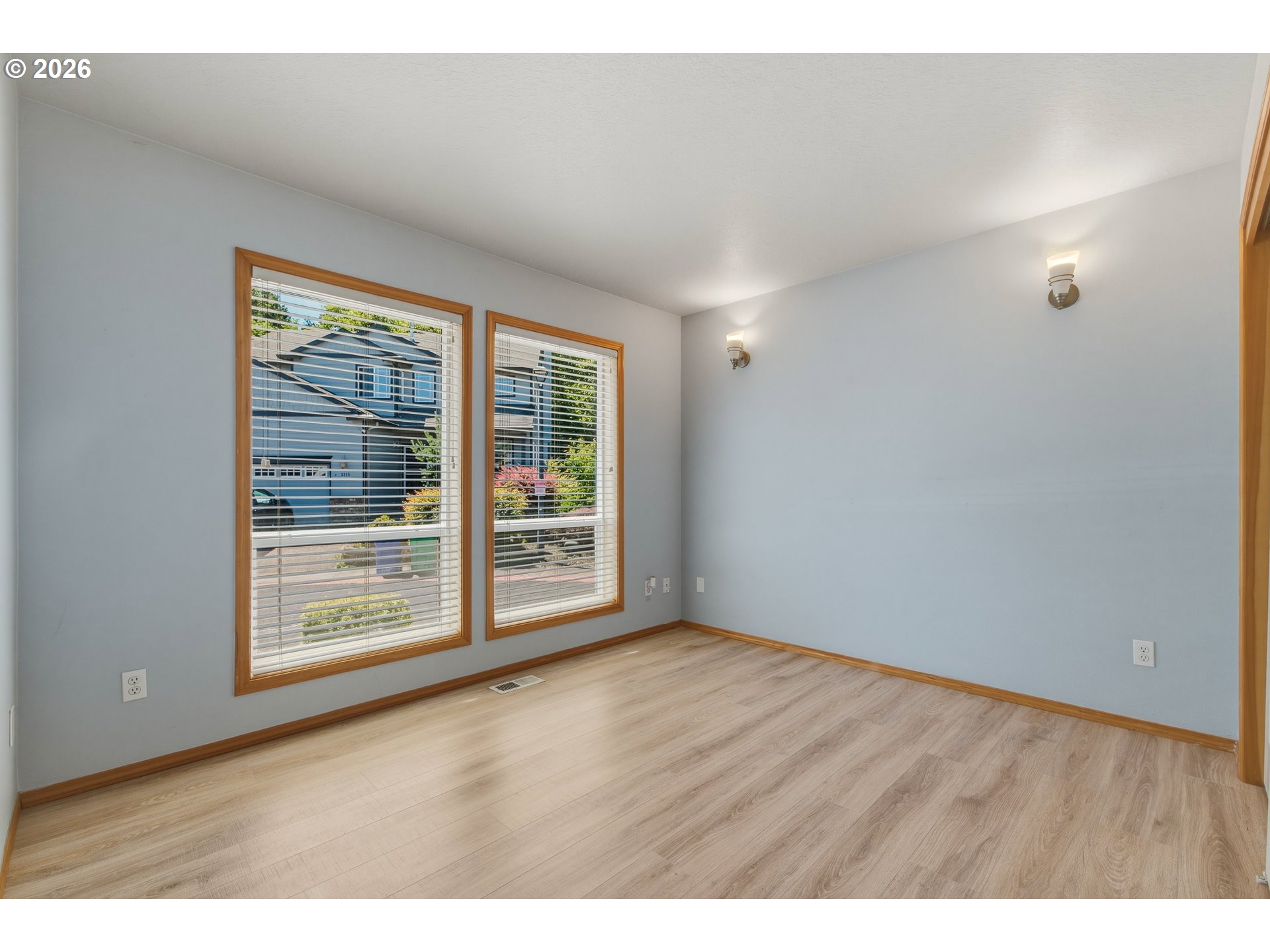 3330 NE 164TH LOOP