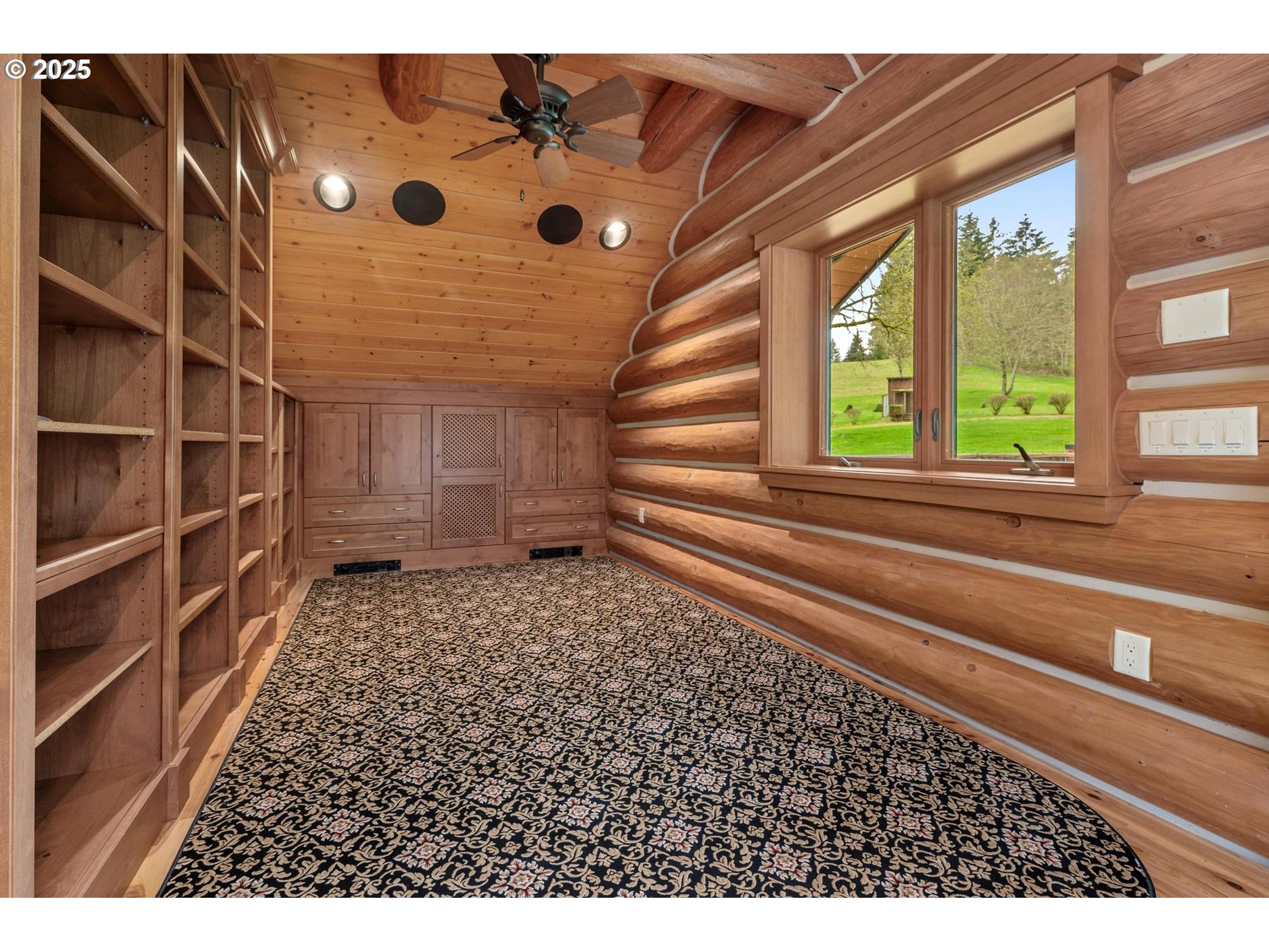 St Helens, Oregon 97051, United States, 4 Bedrooms Bedrooms, ,6 BathroomsBathrooms,Residential,Active,108789