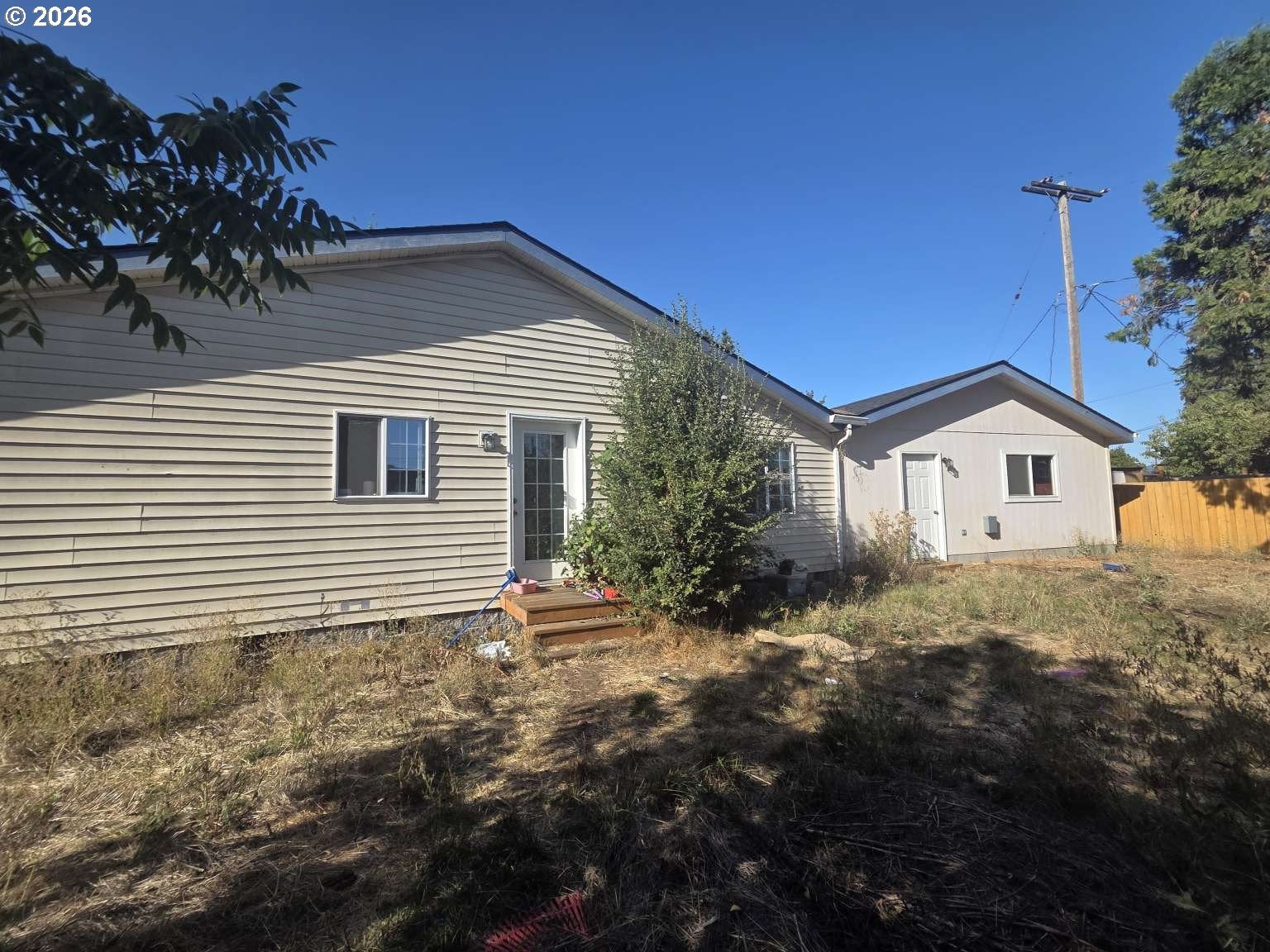 239 W K ST