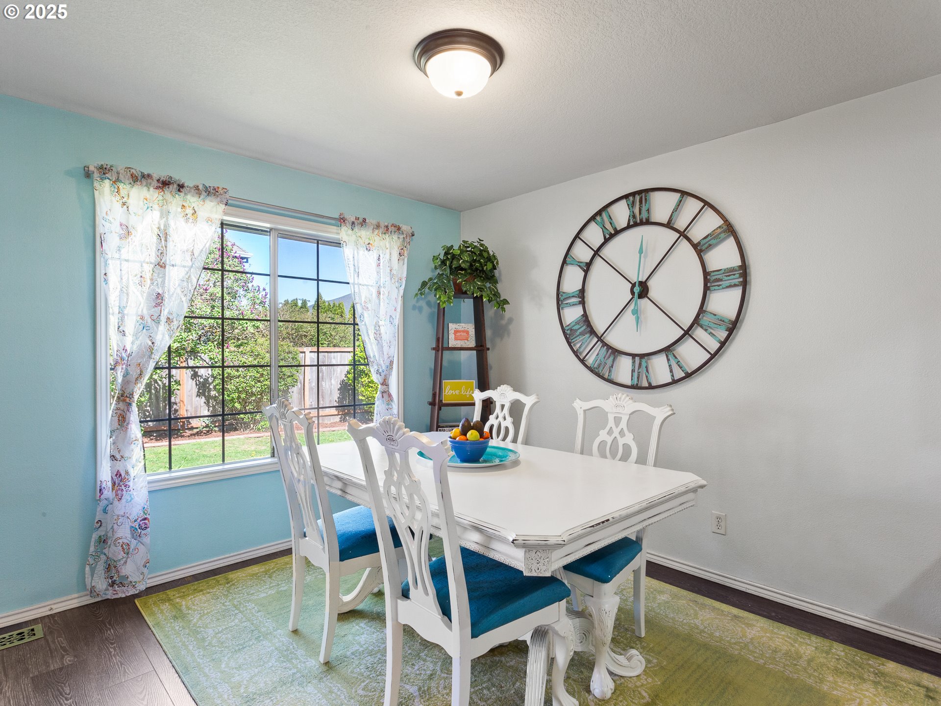 Vancouver, Washington 98683, United States, 4 Bedrooms Bedrooms, ,2 BathroomsBathrooms,Residential,Pending,110853