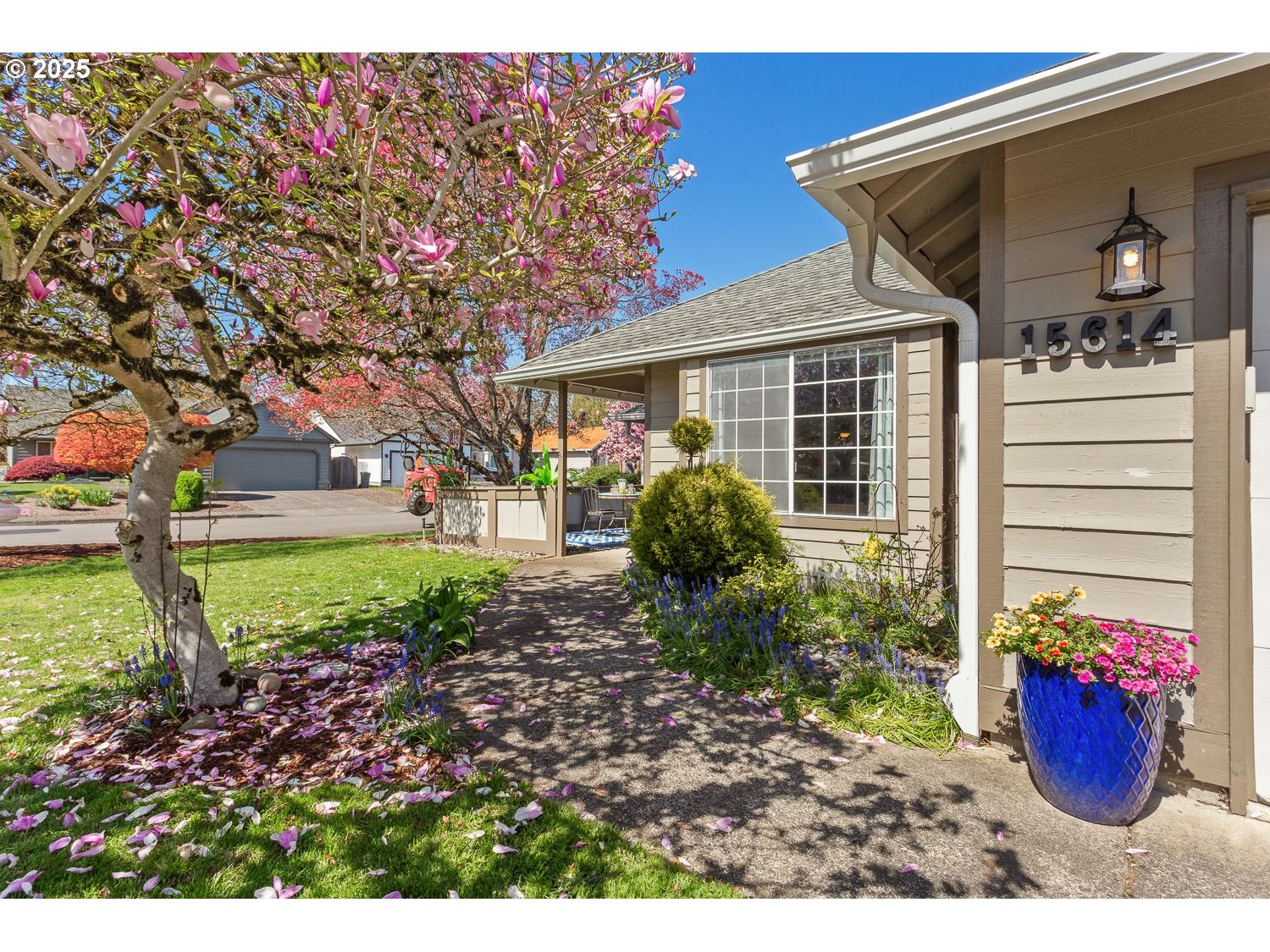 Vancouver, Washington 98683, United States, 4 Bedrooms Bedrooms, ,2 BathroomsBathrooms,Residential,Pending,110853