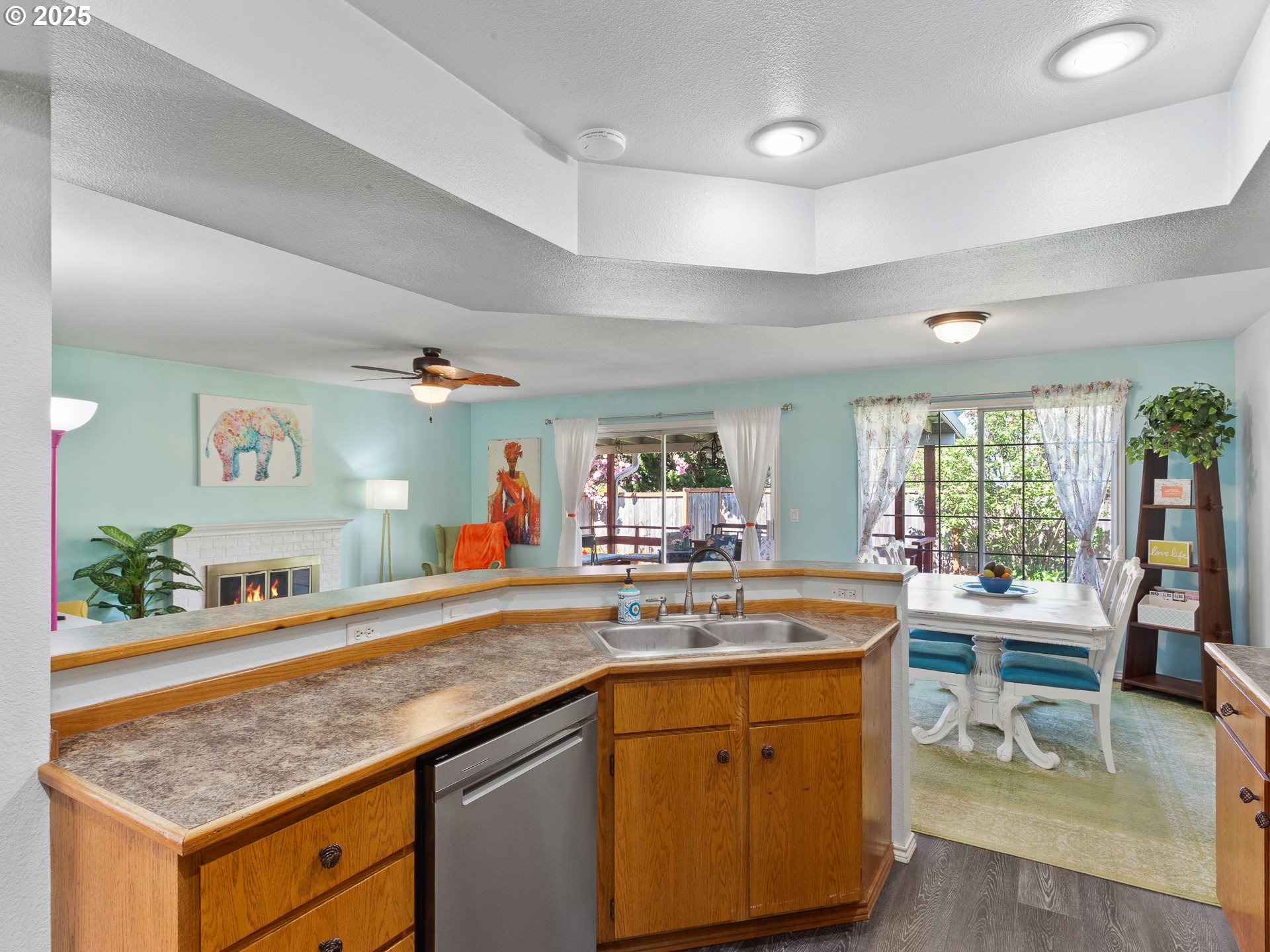 Vancouver, Washington 98683, United States, 4 Bedrooms Bedrooms, ,2 BathroomsBathrooms,Residential,Pending,110853