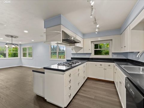 Tiny photo for 84115 N Enterprise Rd, Pleasant Hill, OR 97455 (MLS # 511986656)