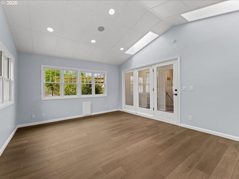 Tiny photo for 84115 N Enterprise Rd, Pleasant Hill, OR 97455 (MLS # 511986656)