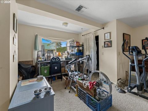 Tiny photo for 84115 N Enterprise Rd, Pleasant Hill, OR 97455 (MLS # 511986656)