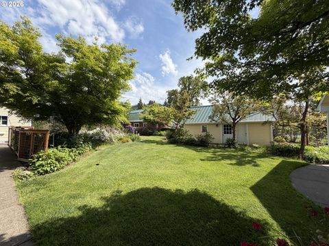 Tiny photo for 84115 N Enterprise Rd, Pleasant Hill, OR 97455 (MLS # 511986656)