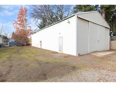 A home in Roseburg