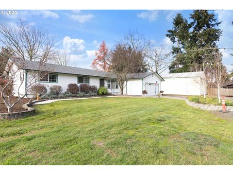 A home in Roseburg