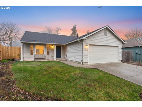 1615 LILLY CT Newberg OR 97132