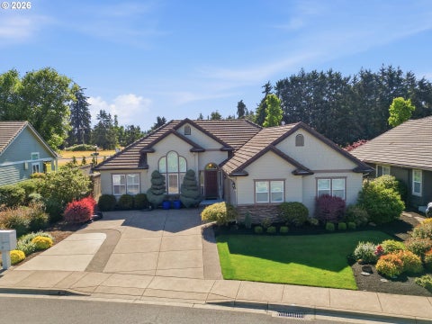 Tiny photo for 478 Pebble Beach Dr, Creswell, OR 97426 (MLS # 701466562)