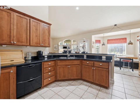 Tiny photo for 478 Pebble Beach Dr, Creswell, OR 97426 (MLS # 701466562)