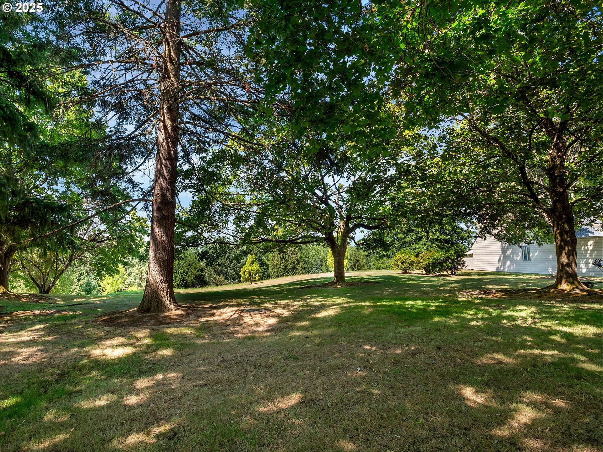 361 NE VILLAGE SQUIRE AVE 4