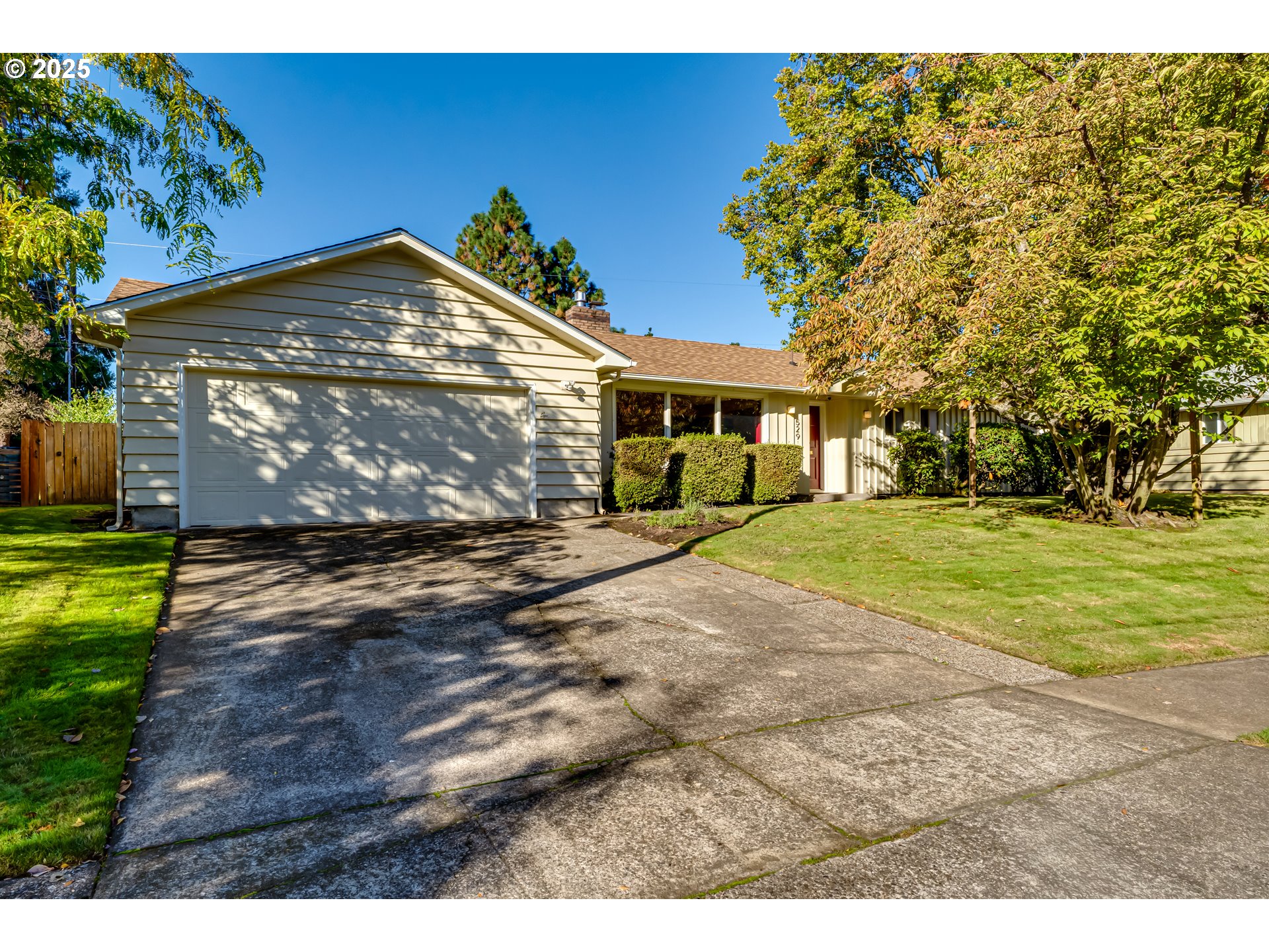 529 ANTELOPE WAY