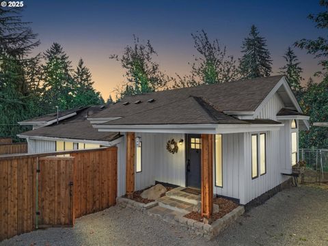 14824 S REDLAND RD Oregon City OR 97045