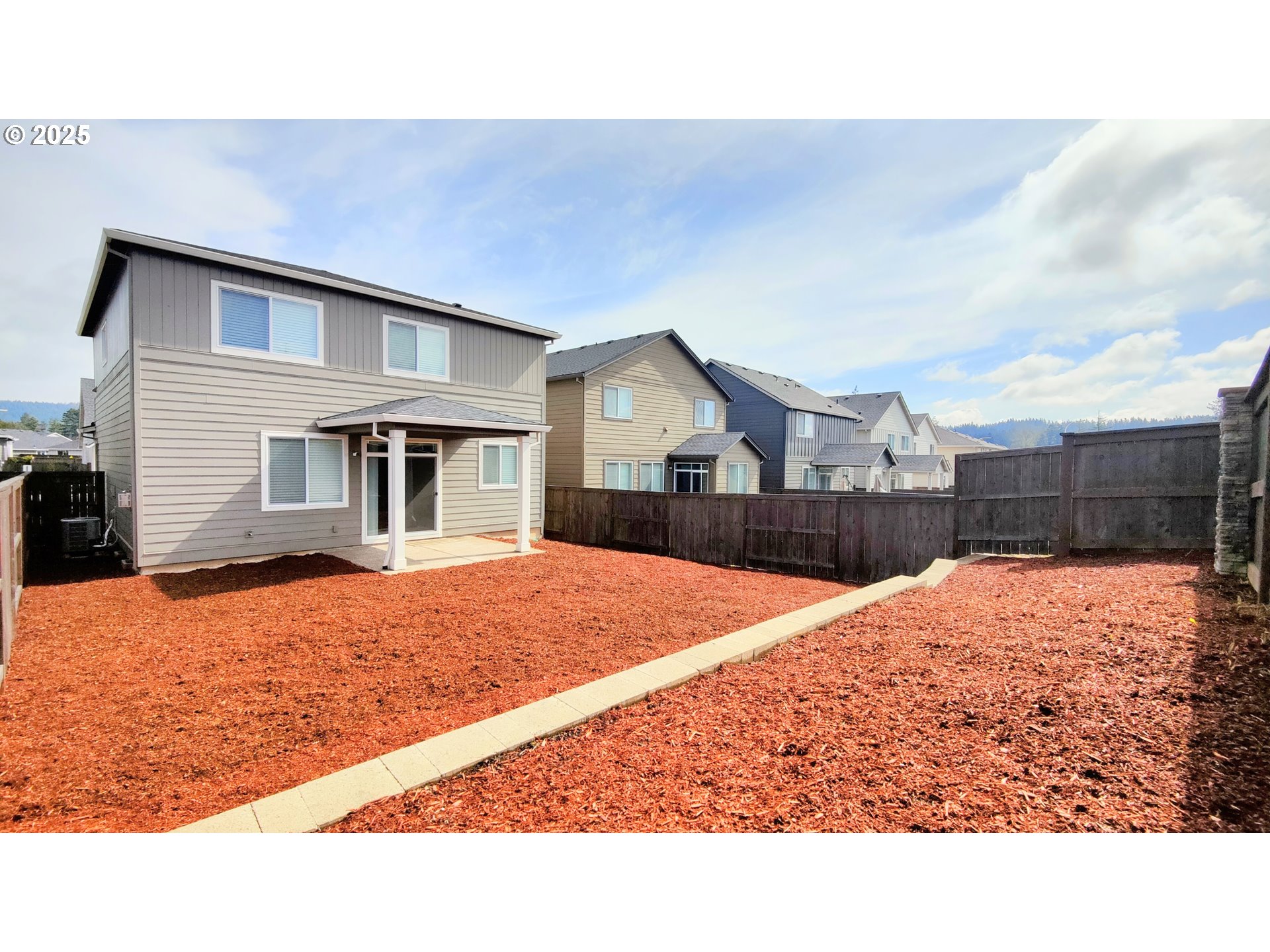 11858 SE HORSE TAIL FALLS WAY