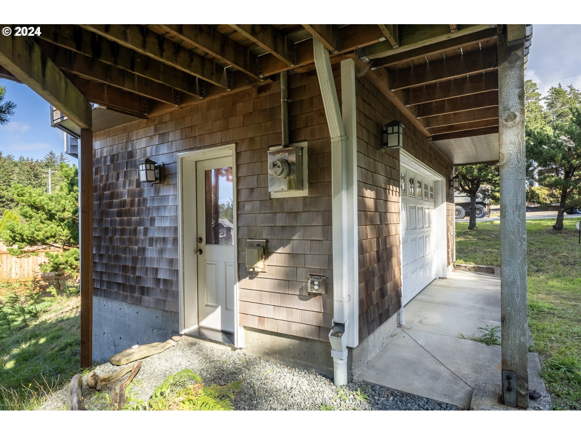 Oceanside, Oregon 97134, United States, 2 Bedrooms Bedrooms, ,2 BathroomsBathrooms,Residential,Active,36619