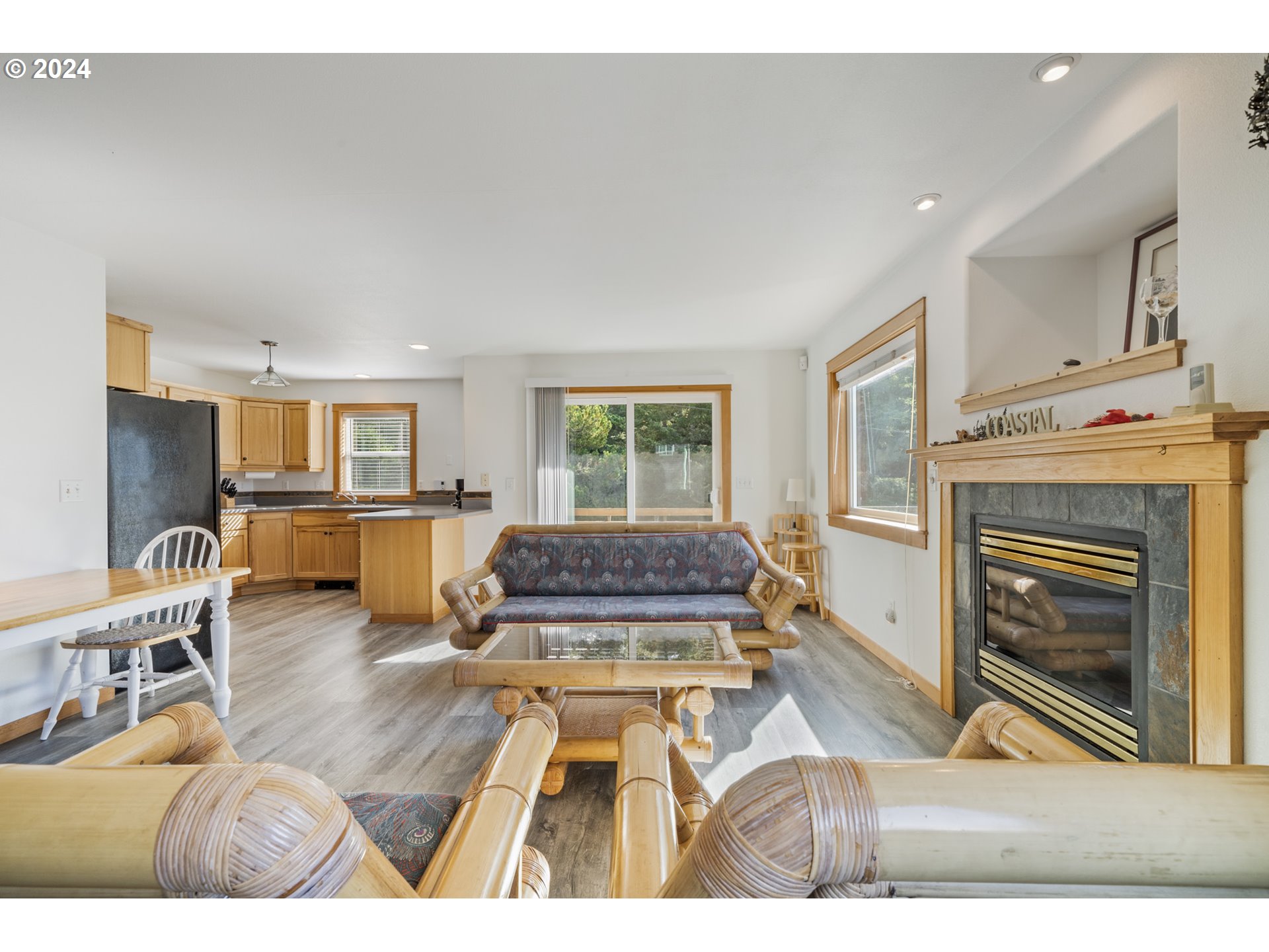 Oceanside, Oregon 97134, United States, 2 Bedrooms Bedrooms, ,2 BathroomsBathrooms,Residential,Active,36619