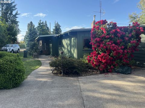 2415 NORKENZIE RD Eugene OR 97408