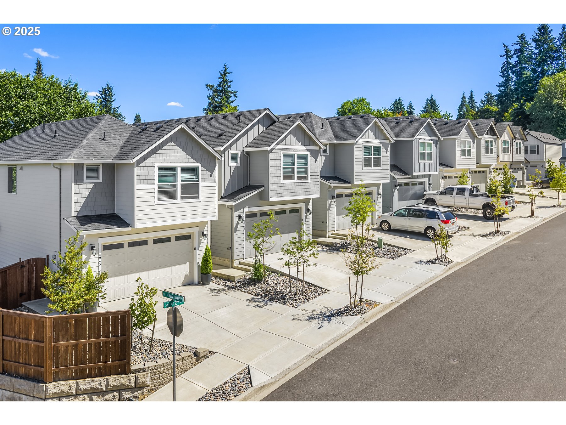 Photo 1 of 36 — 4943 NE 2ND CT, Vancouver, WA 98663