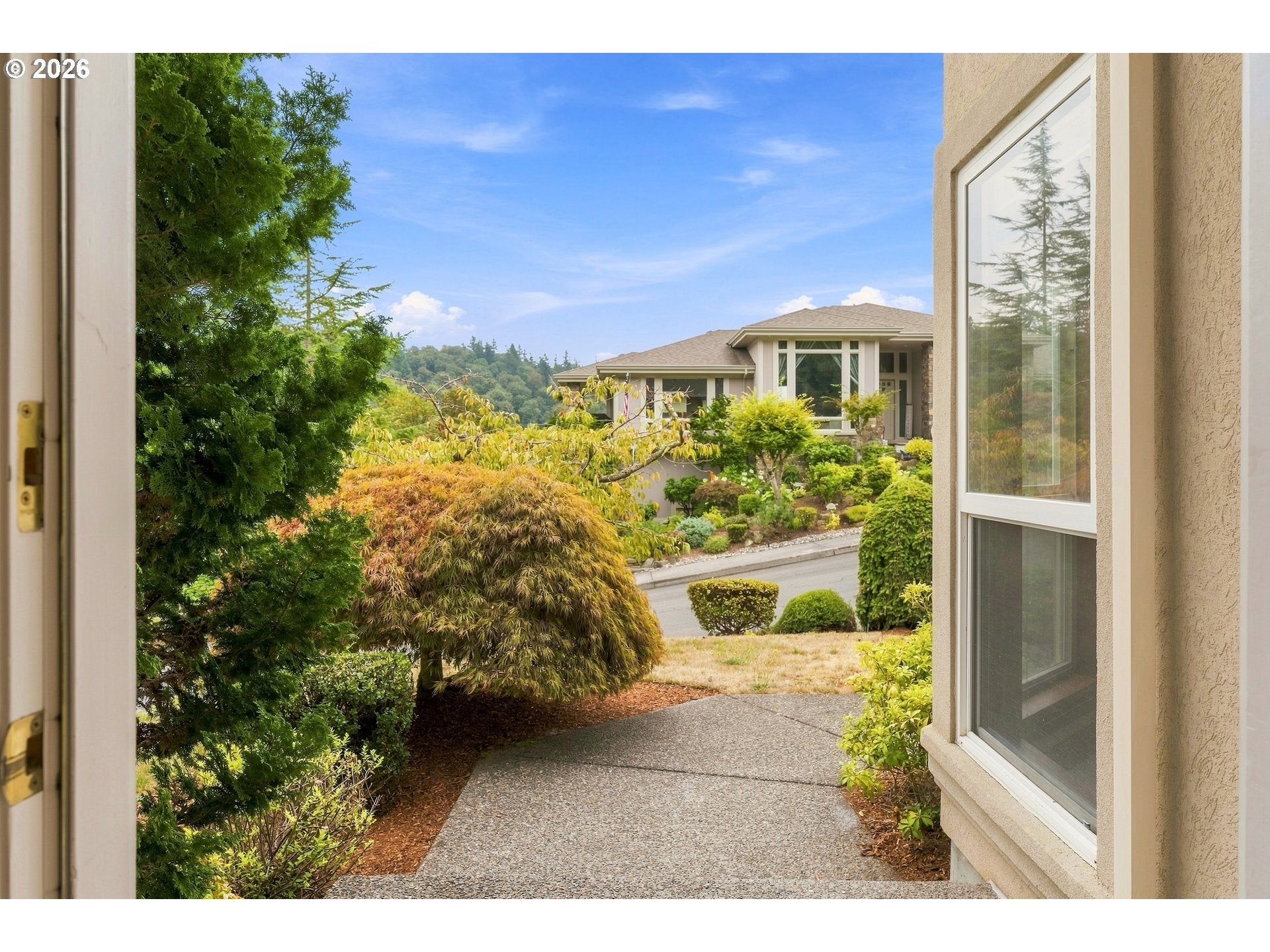 65 SE AVONDALE CT