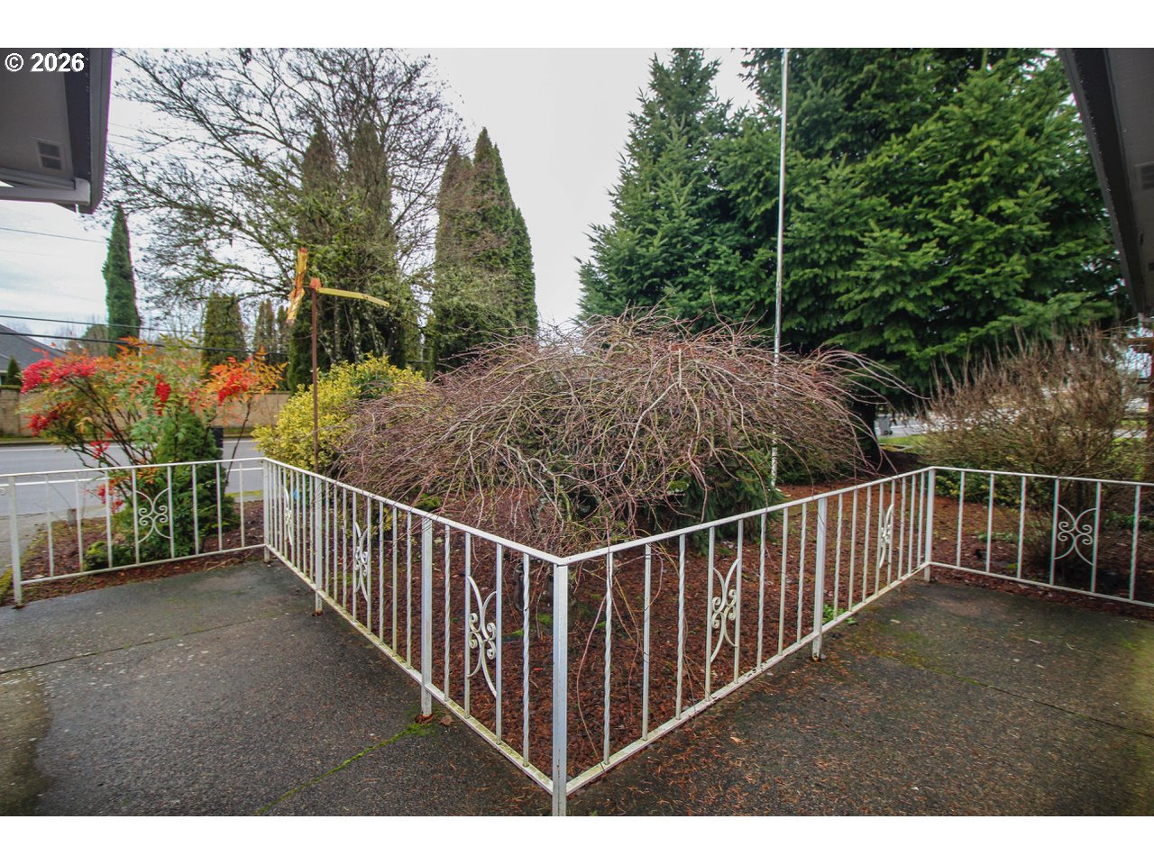 731 NW BAKER CREEK RD