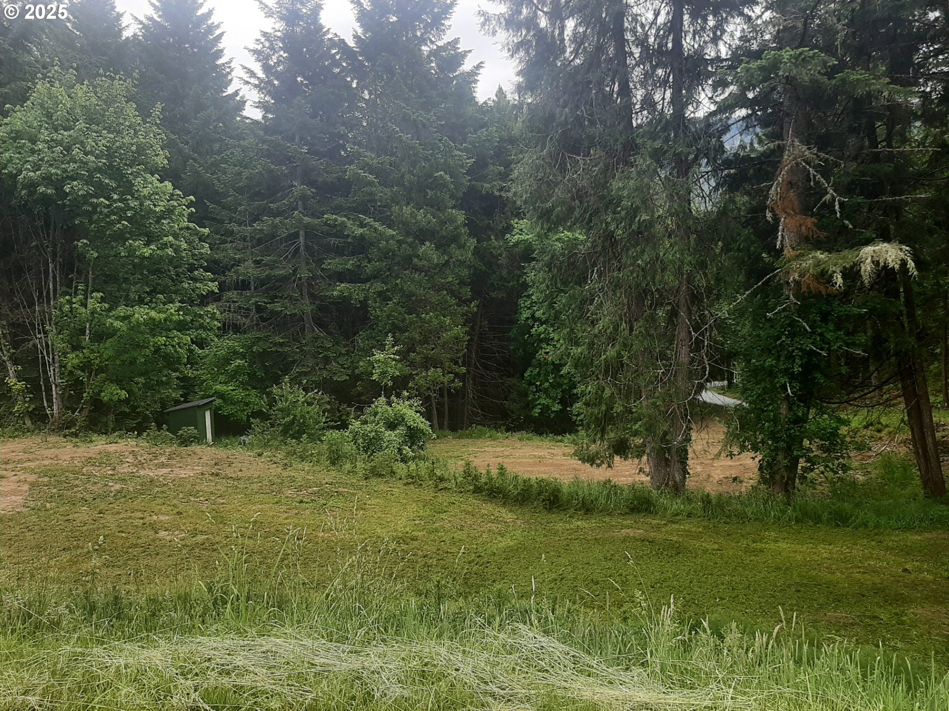 Days Creek, Oregon 97429, United States, 3 Bedrooms Bedrooms, ,2 BathroomsBathrooms,Residential,Active,152972