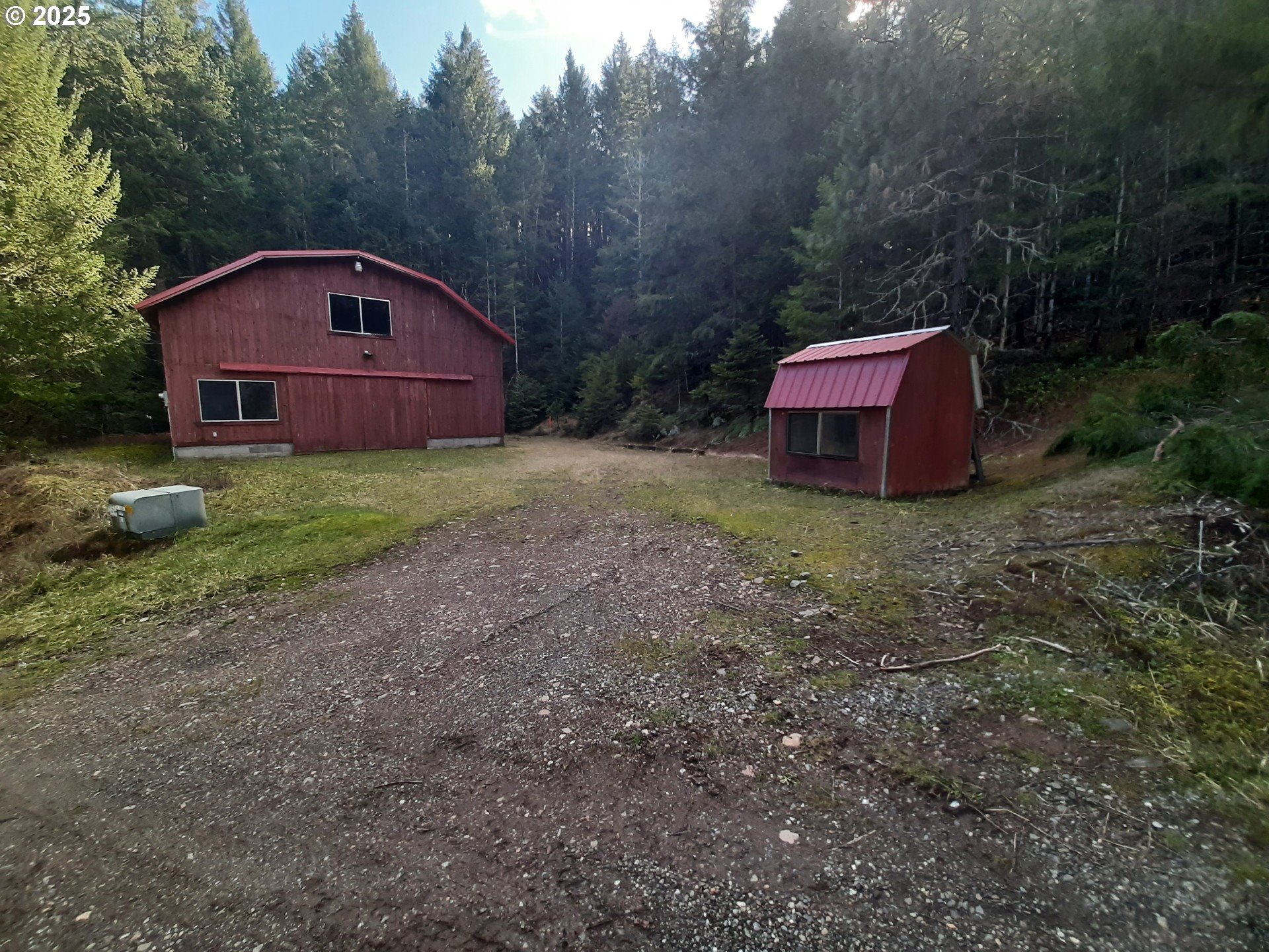 Days Creek, Oregon 97429, United States, 3 Bedrooms Bedrooms, ,2 BathroomsBathrooms,Residential,Active,152972
