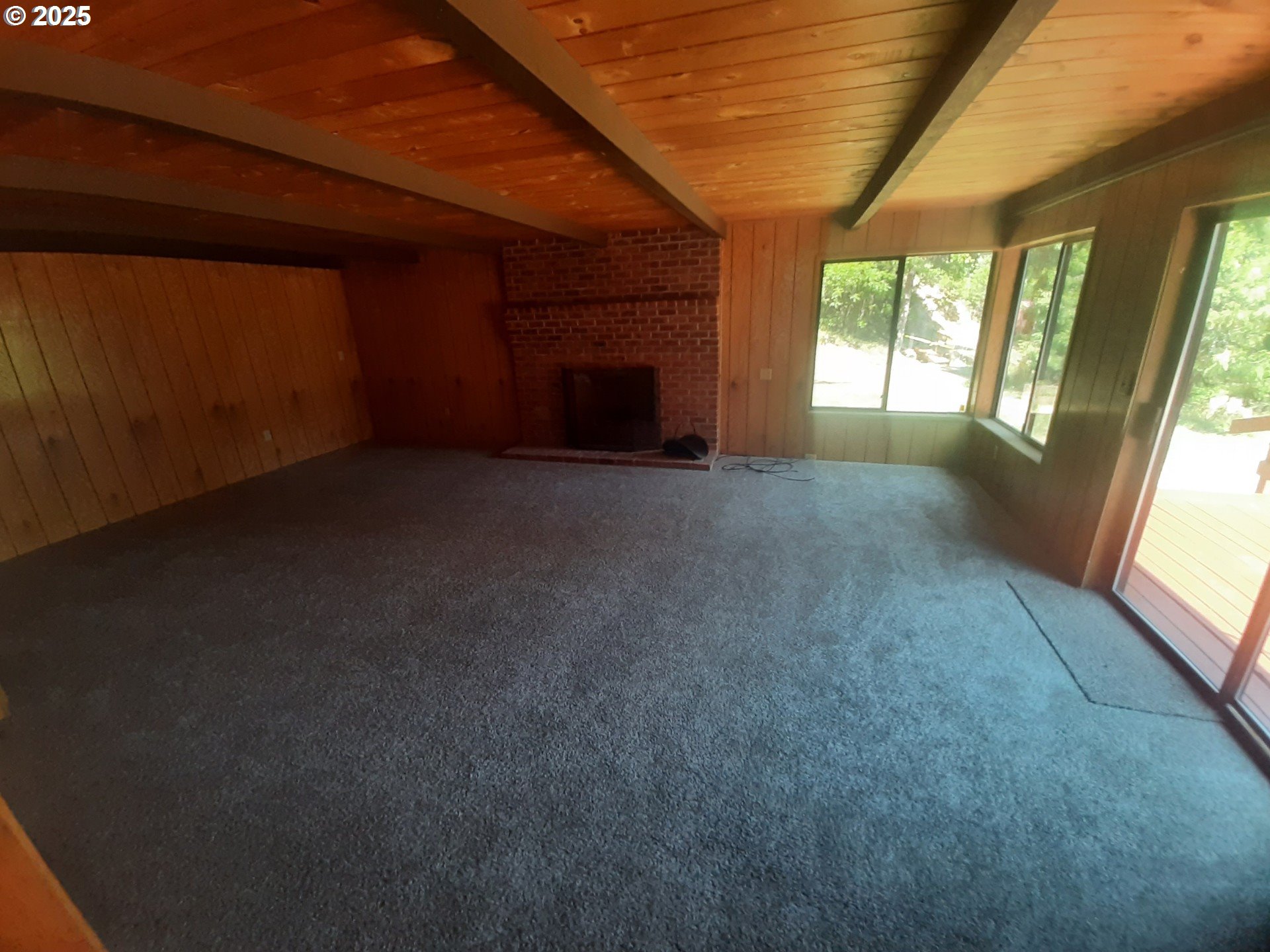 Days Creek, Oregon 97429, United States, 3 Bedrooms Bedrooms, ,2 BathroomsBathrooms,Residential,Active,152972