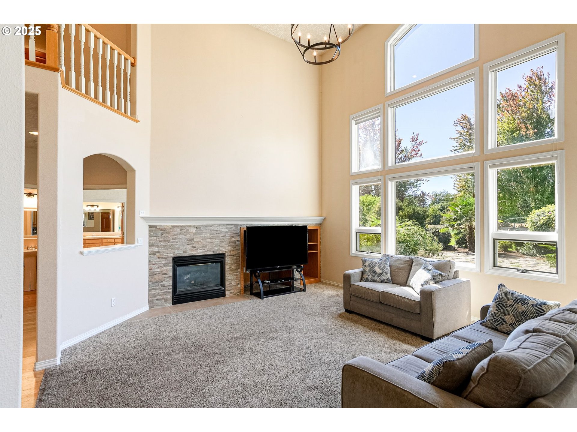 Woodburn, Oregon 97071, United States, 4 Bedrooms Bedrooms, ,2 BathroomsBathrooms,Residential,Active,199074