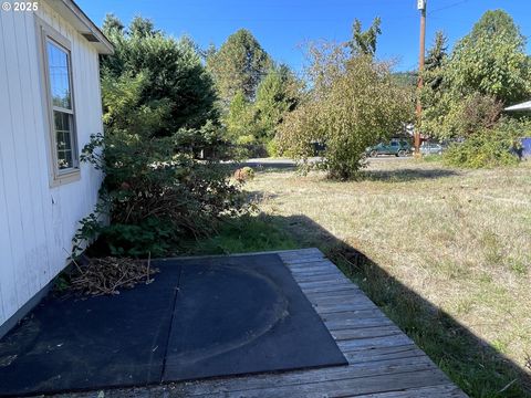 Tiny photo for 48345 Commercial St, Oakridge, OR 97463 (MLS # 537232454)