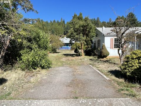 Tiny photo for 48345 Commercial St, Oakridge, OR 97463 (MLS # 537232454)