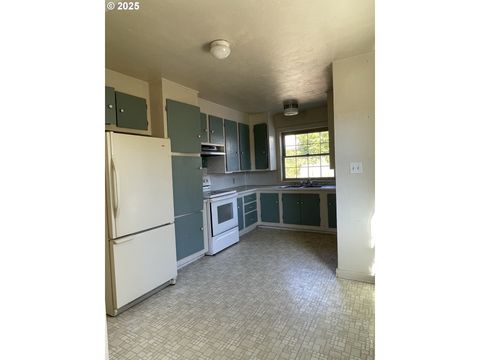 Tiny photo for 48345 Commercial St, Oakridge, OR 97463 (MLS # 537232454)