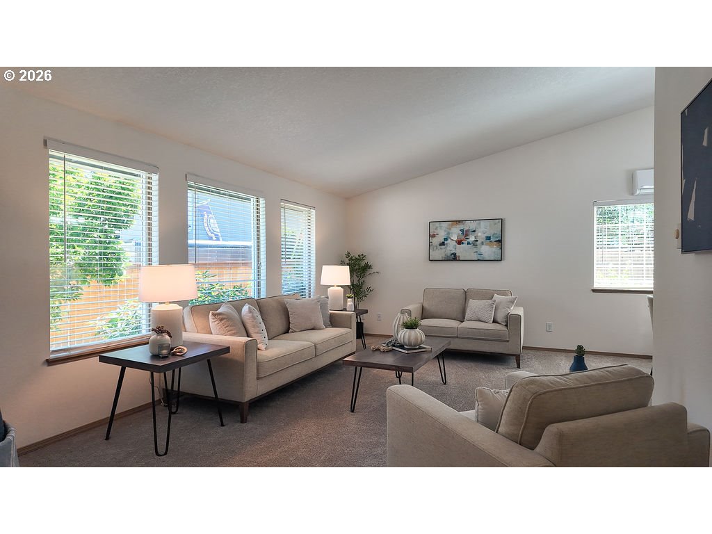164 NW CODY CT
