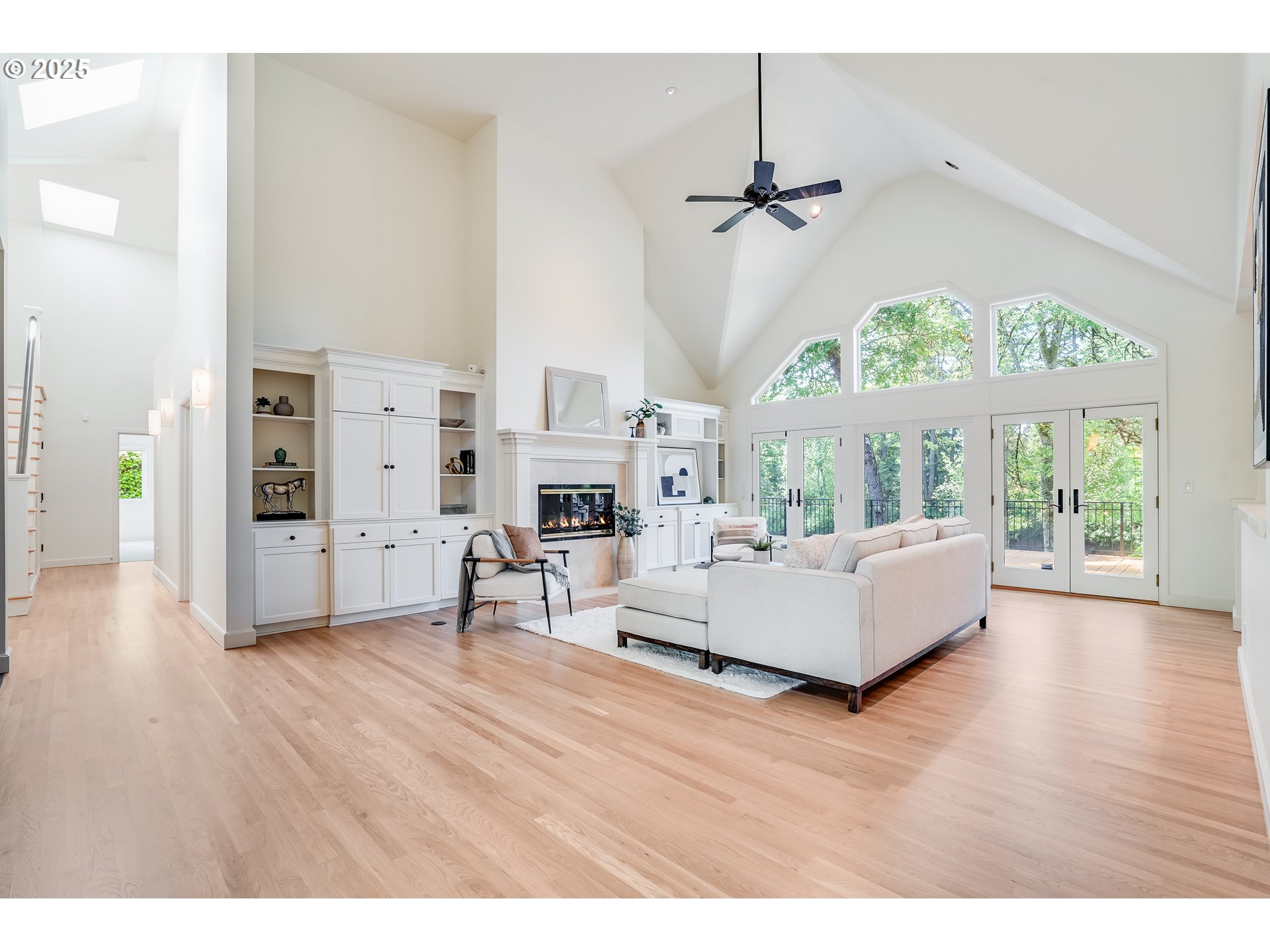 5770 DOGWOOD DR