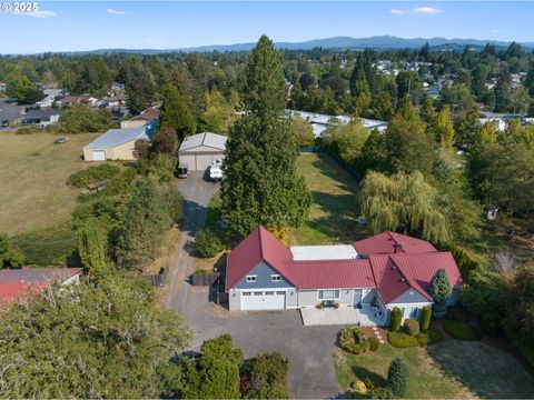 A home in Gresham