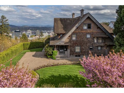 1960 SW 16TH AVE Portland OR 97201