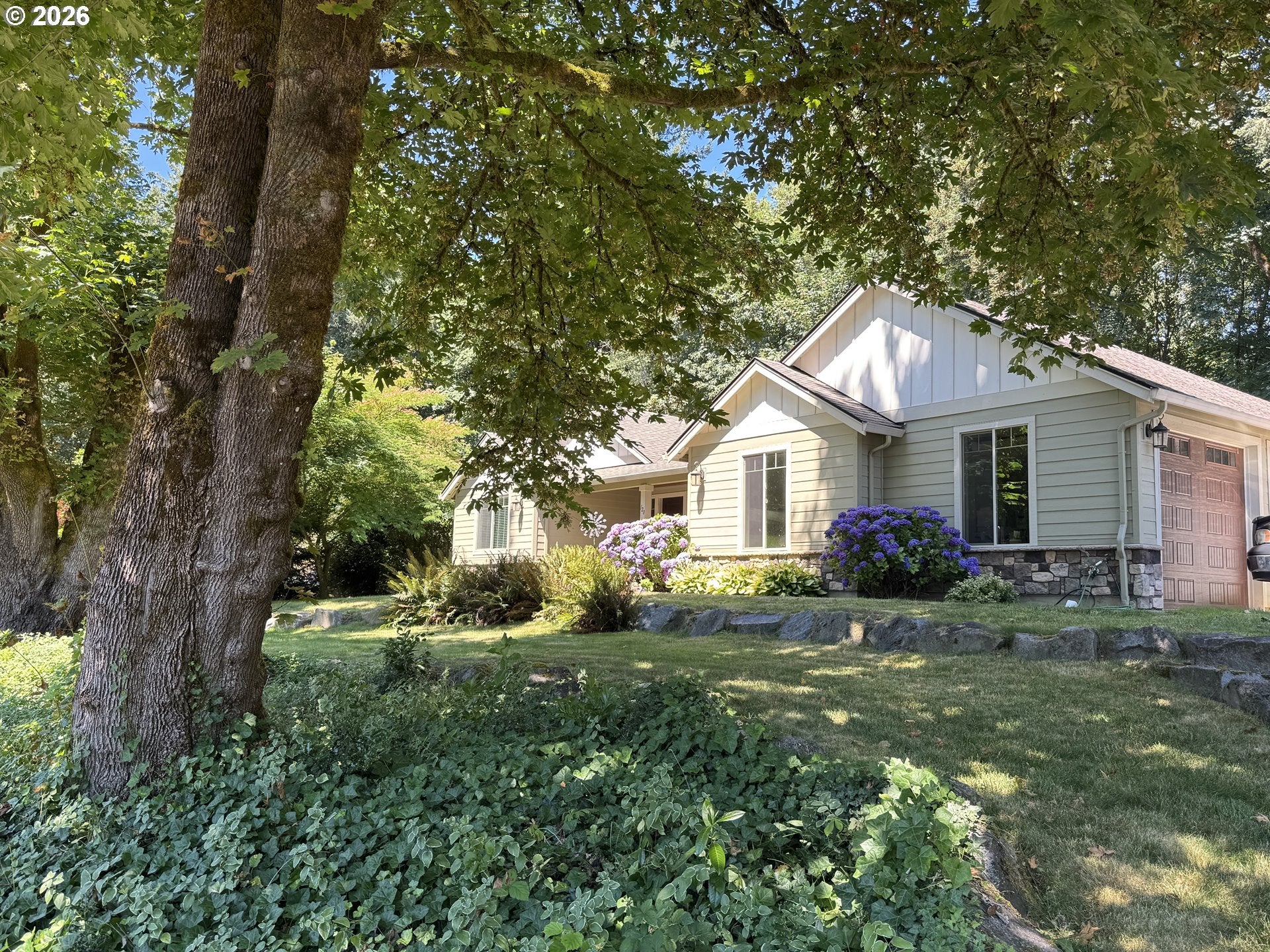 120 MAPLE RIDGE RD