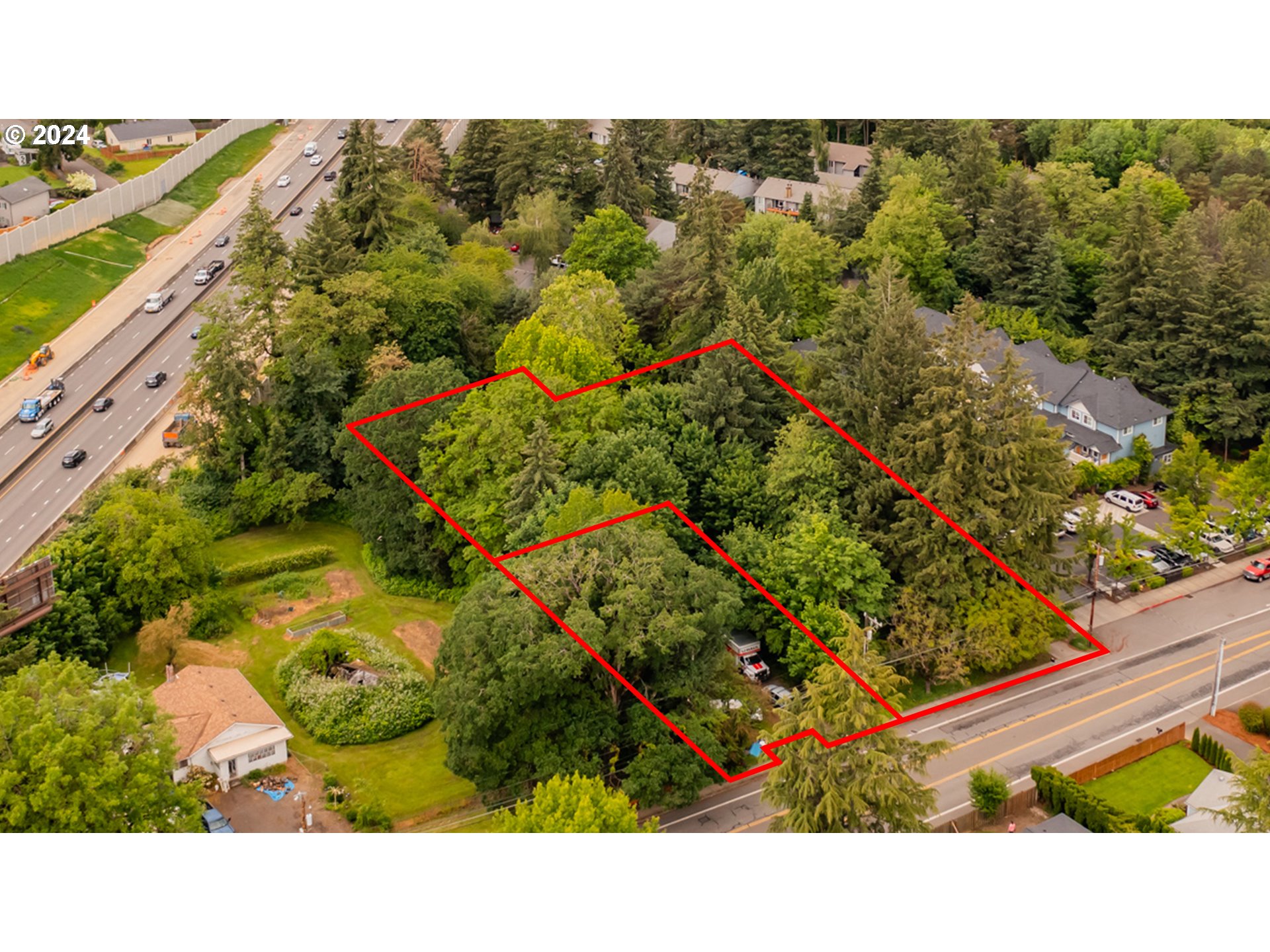 Photo 1 of 10 — 11185 SW HALL BLVD, Portland, OR 97223