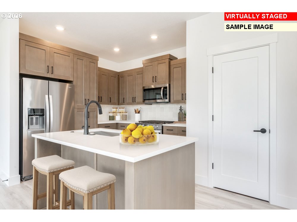 4272 SE CENTURY BLVD