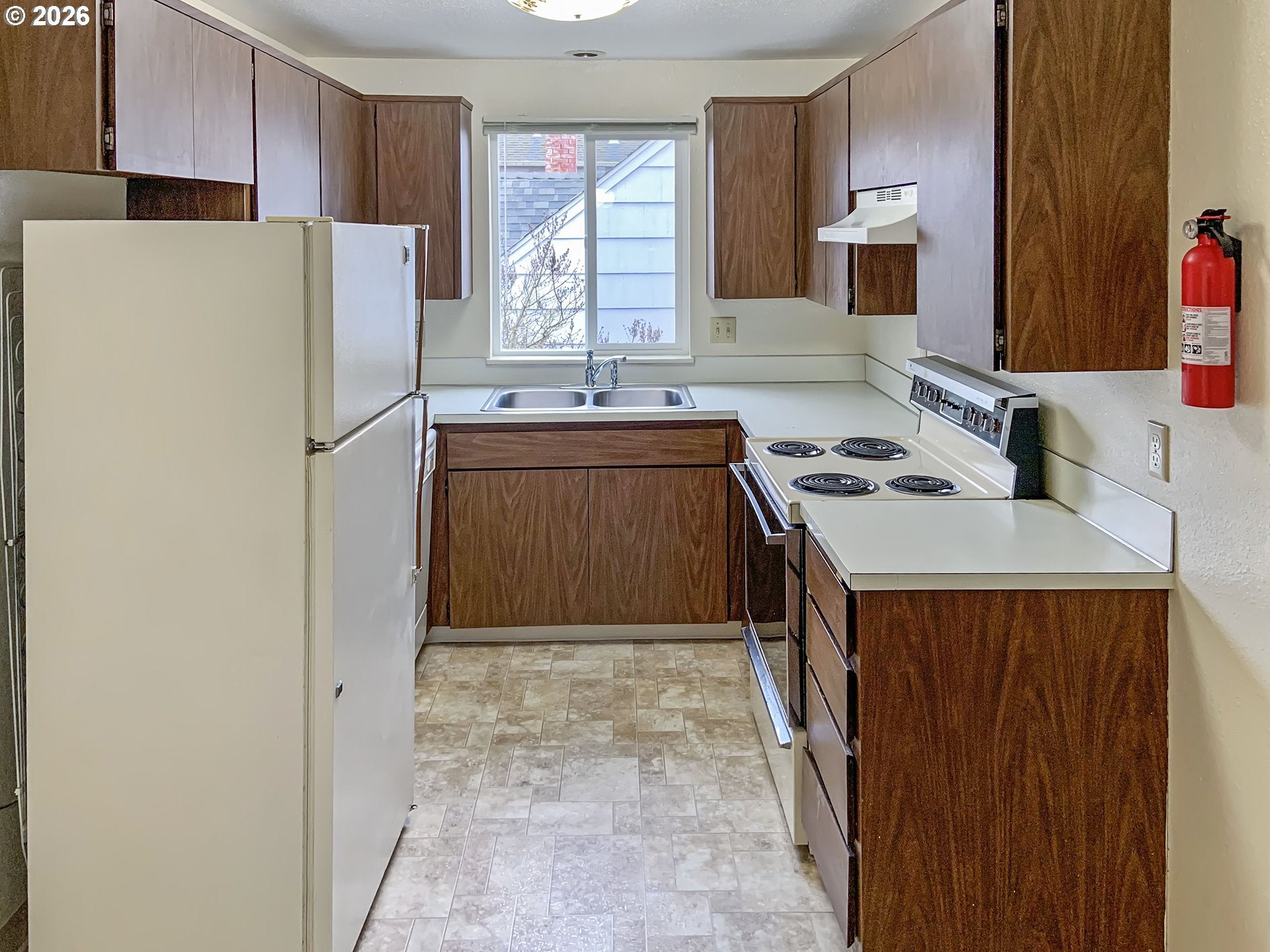 615 NW 11TH ST