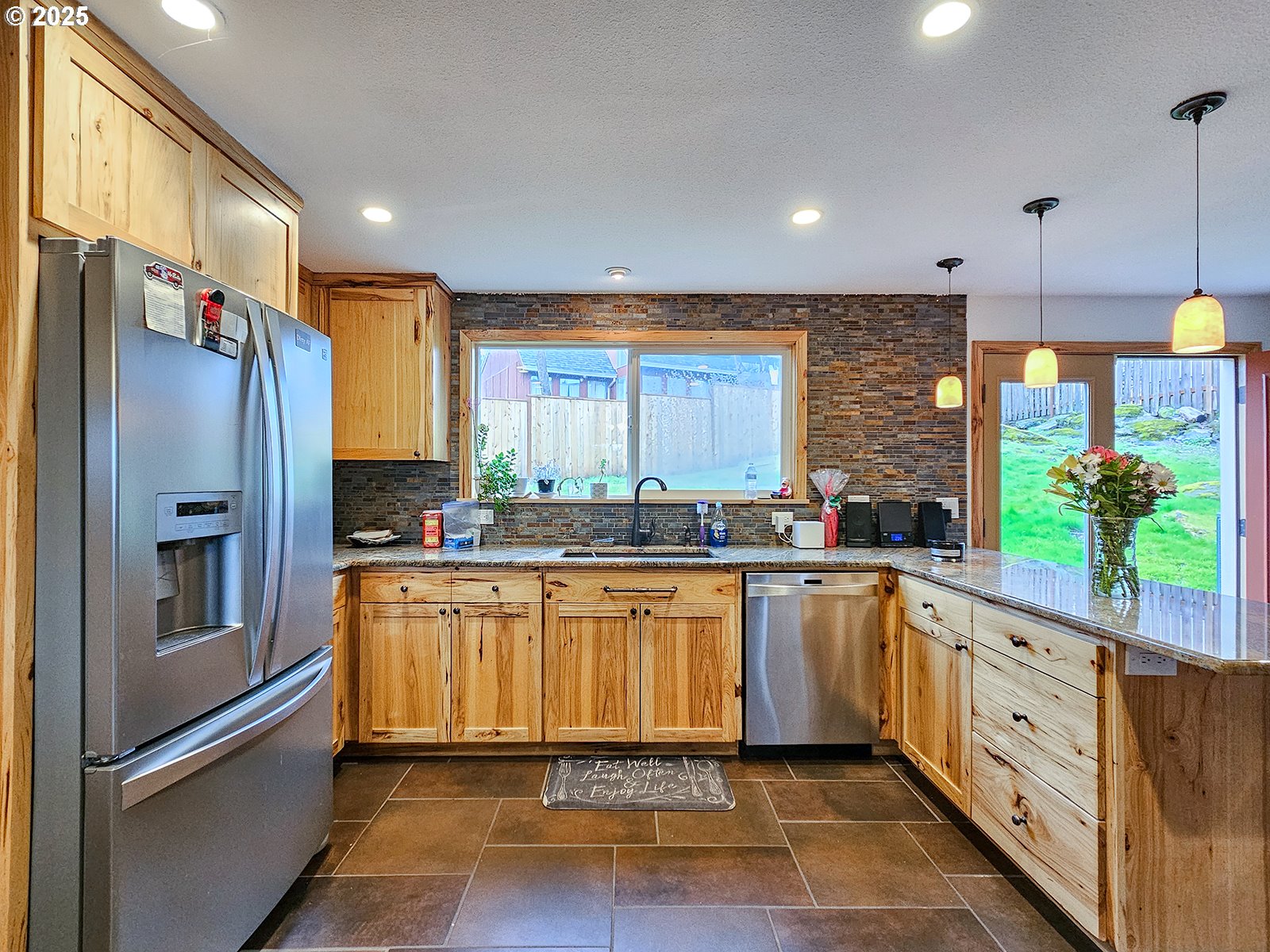 330 PATRICIA DR