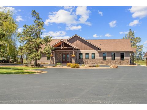 13501 SW RIGGS RD Powell Butte OR 97753