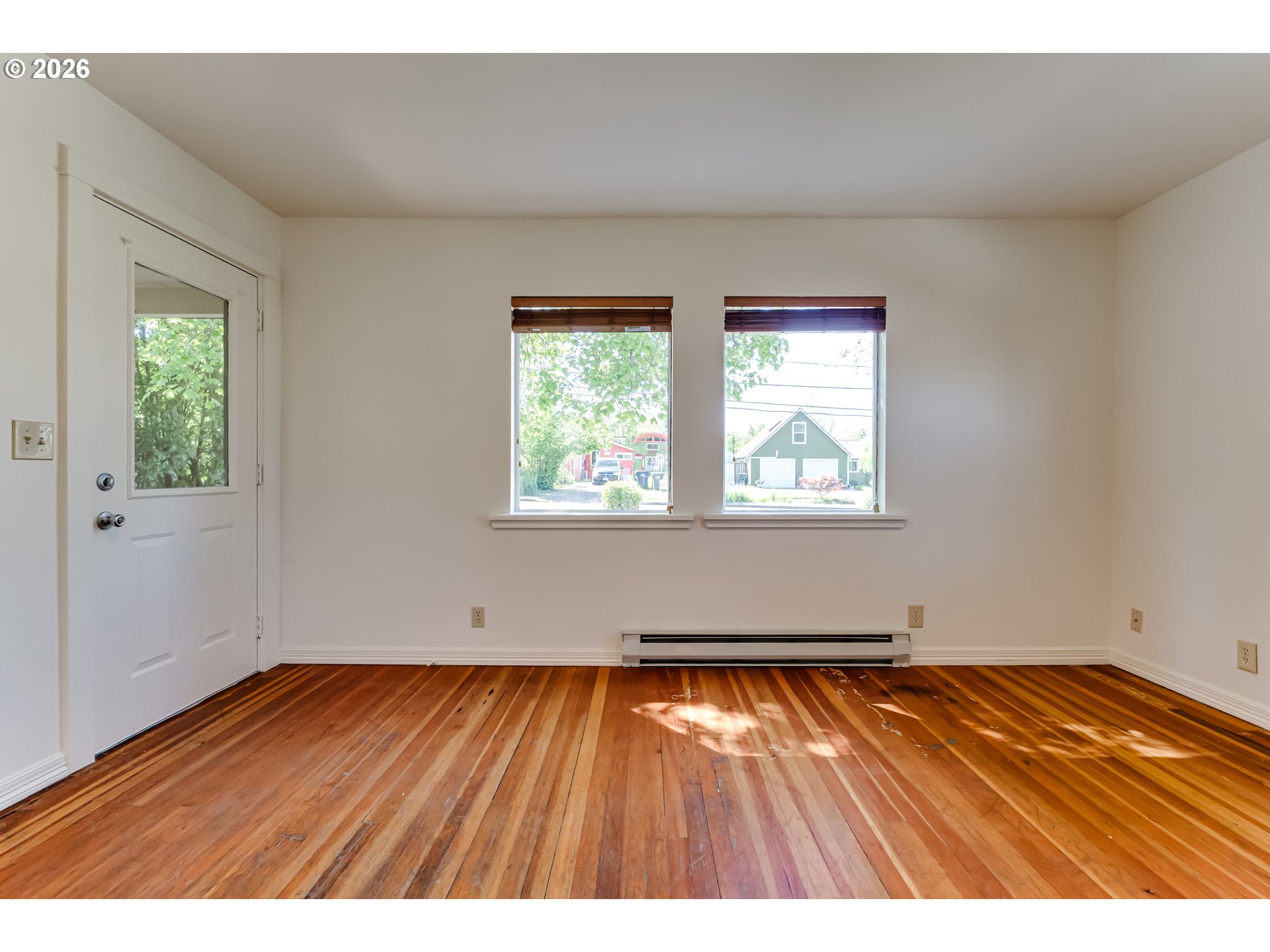 2001 CITY VIEW ST