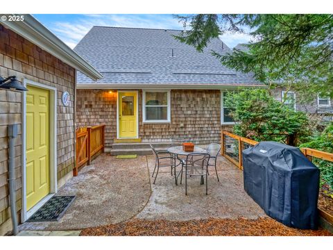 A home in Depoe Bay