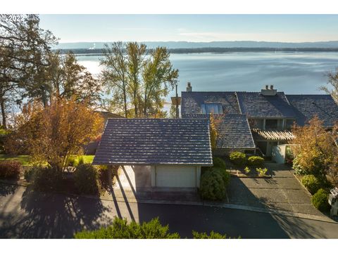 Photo of 8808 NW LAKESHORE AVE, Vancouver, WA 98665 (MLS # 22297180)