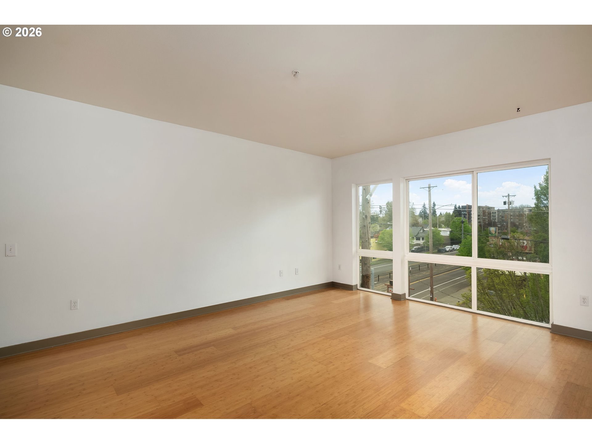 3970 N INTERSTATE AVE 403