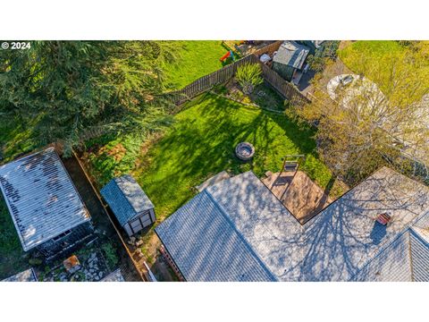 A home in Newberg